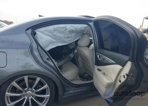 2015 Infiniti Q50 Premium z USA, uszkodzony, nr VIN JN1BV7AR1FM398680